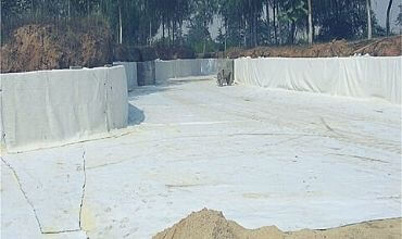 Geosynthetic Clay Liners' Application